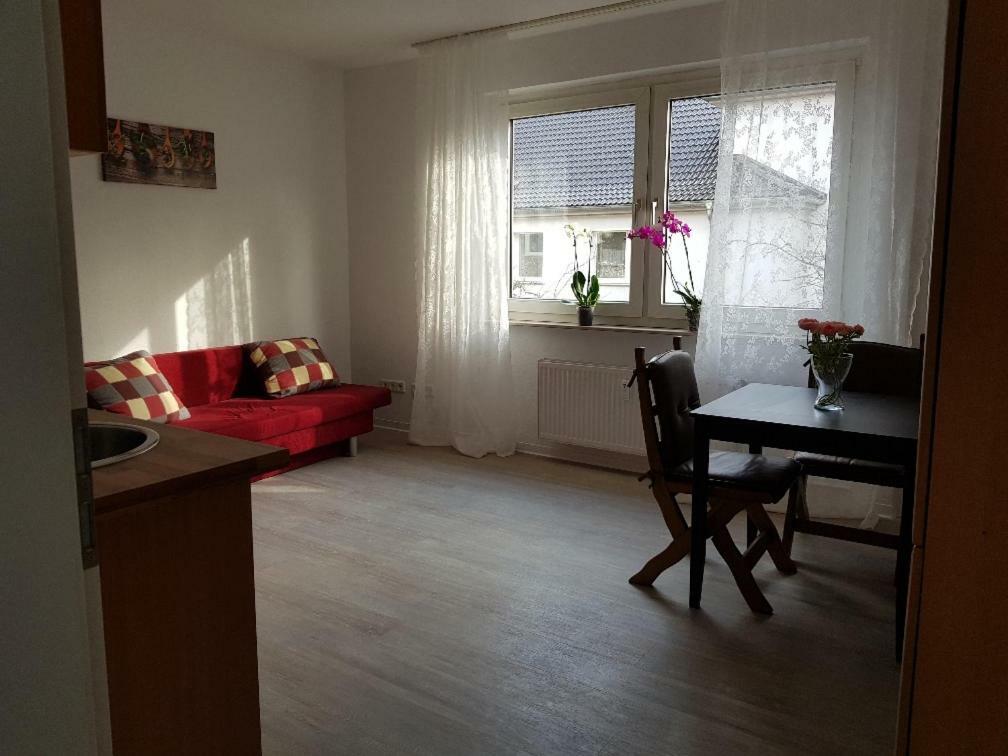 Helle Ferienwohnung An Der Rheinpromenade 50 Qm Duisburg Exterior foto